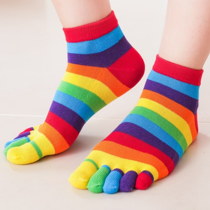 Toe Sock Split - Damskie skarpetki z tęczowymi paskami, pięciopalcowe,